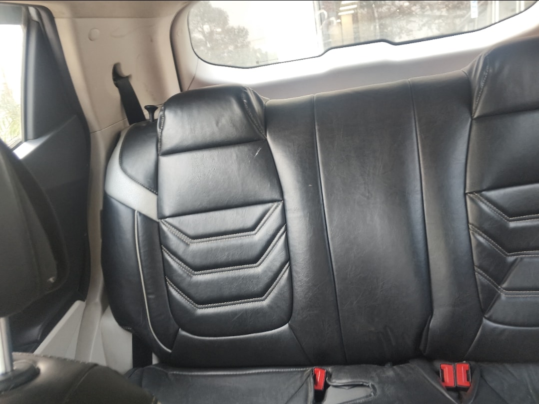 XUV300 image 15 XUV300 image 15