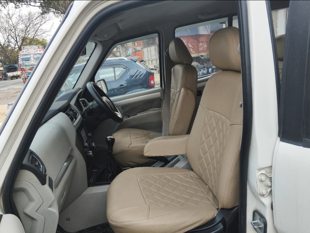 Scorpio image 16 Scorpio image 16