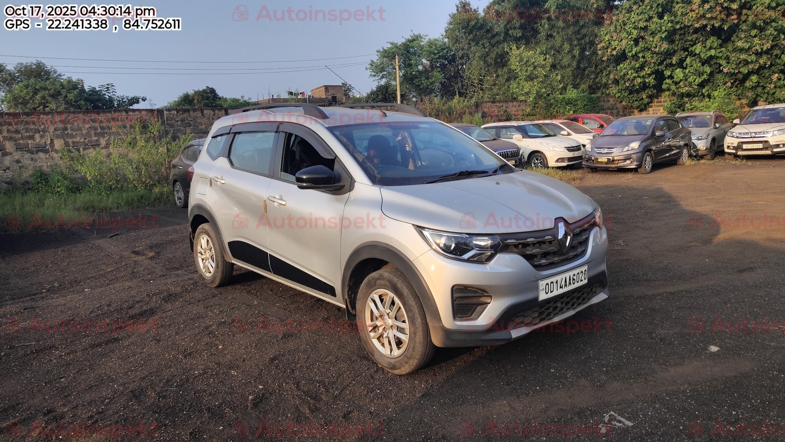Used 2022 Renault Triber Used 2022 Renault Triber