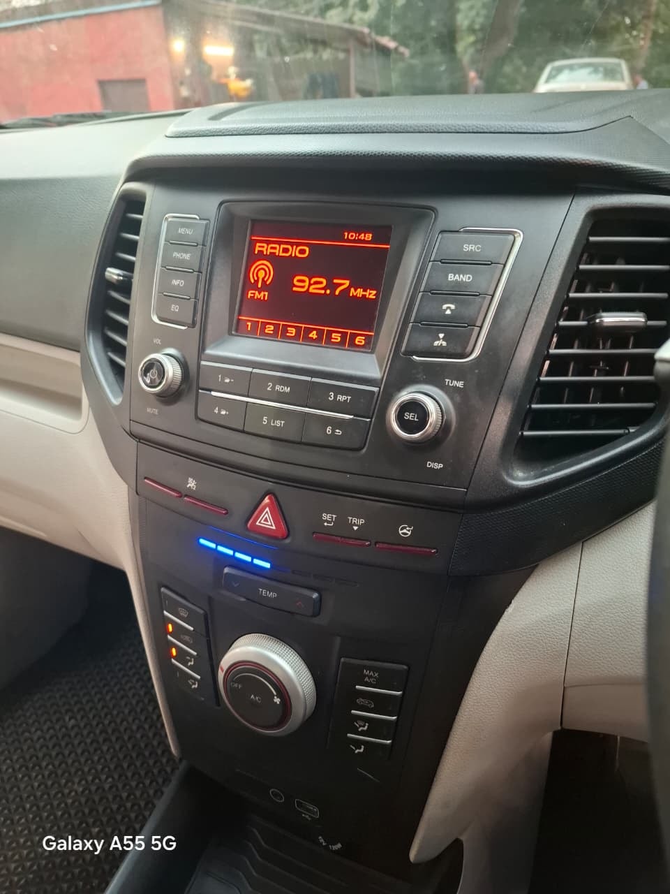 XUV300 image 11 XUV300 image 11