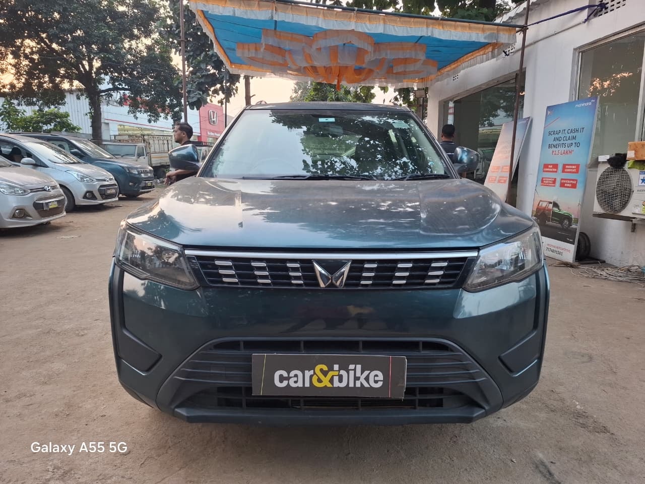 XUV300 image 8 XUV300 image 8