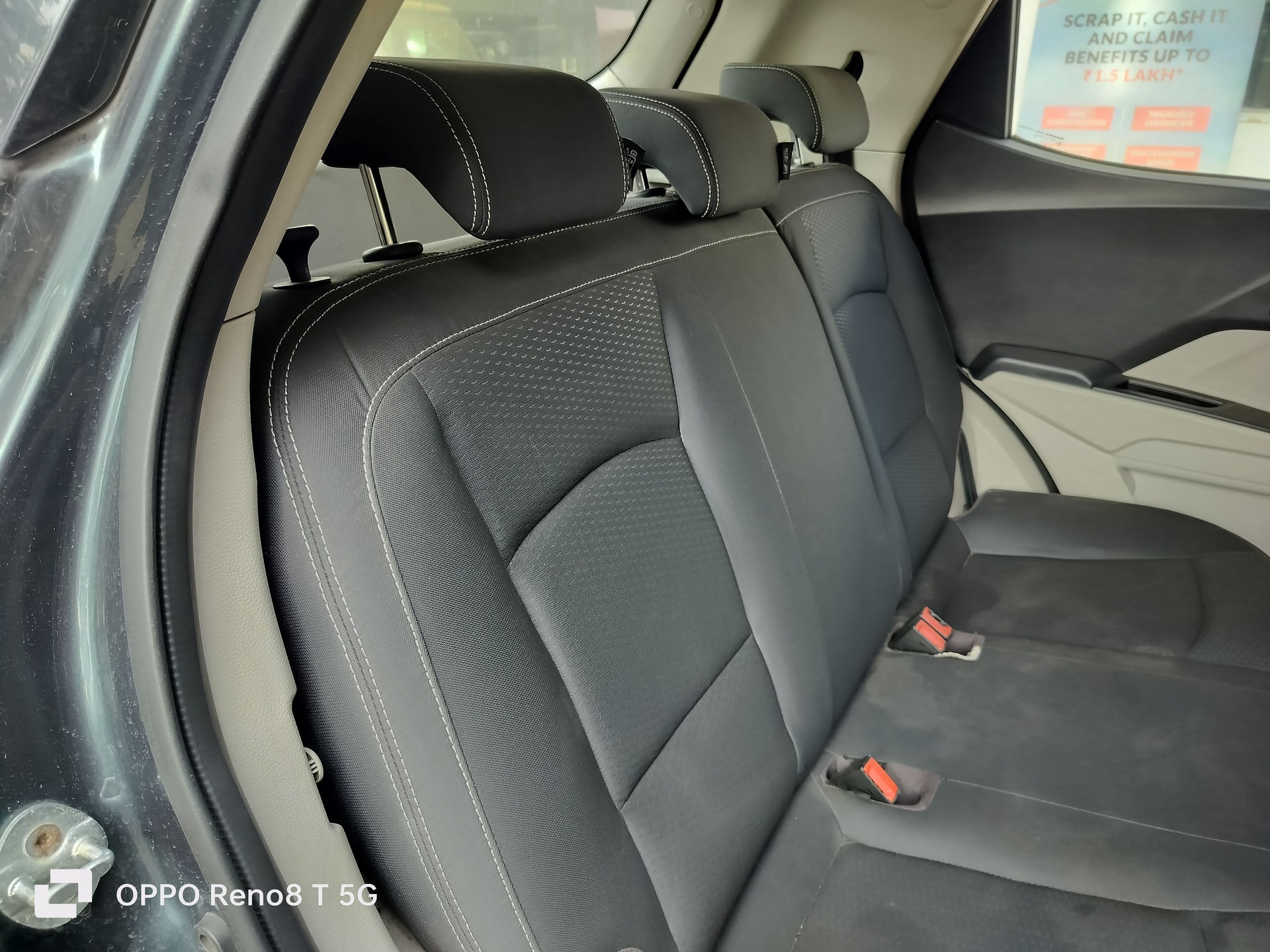 XUV300 image 17 XUV300 image 17