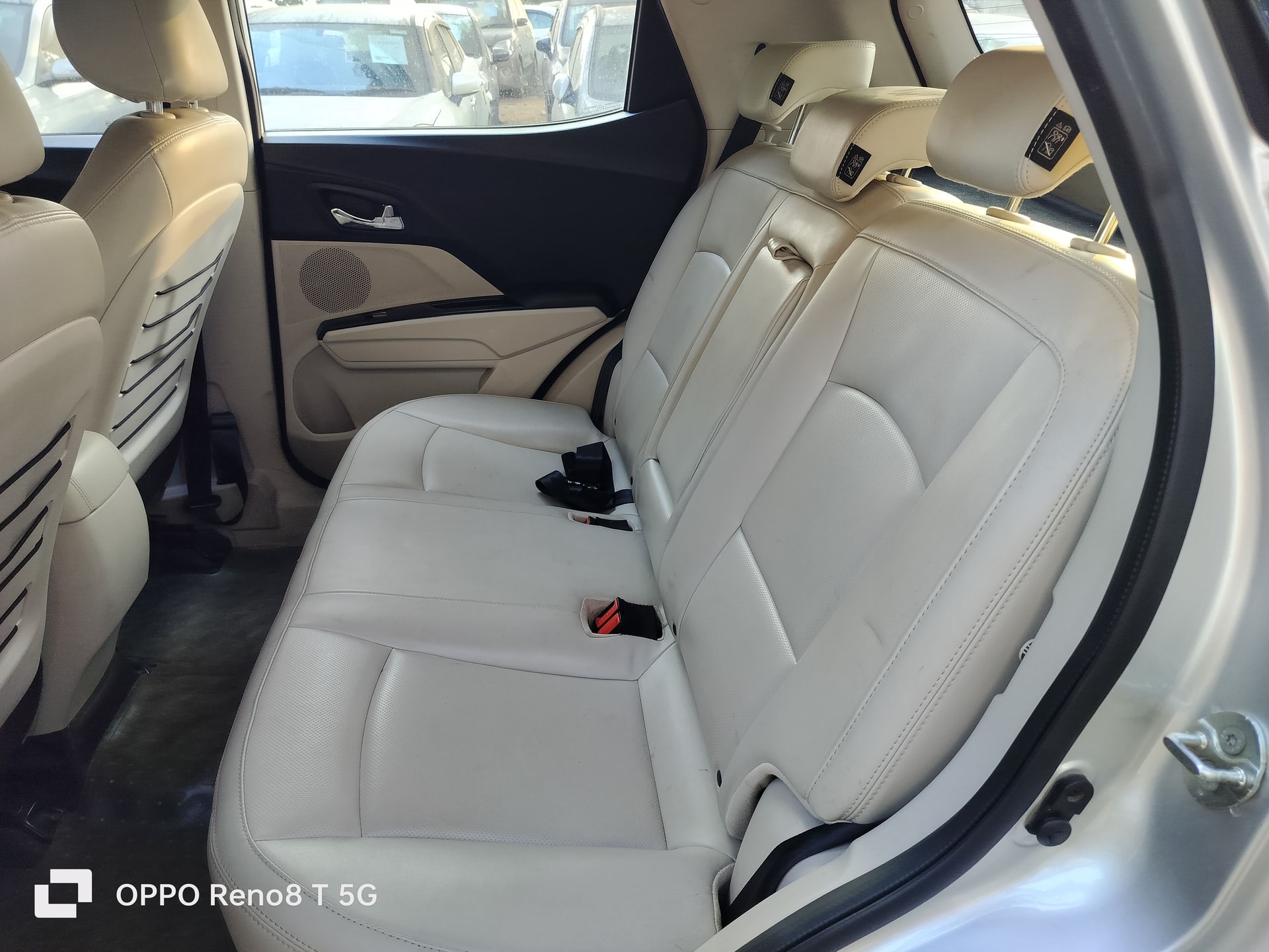 XUV300 image 15 XUV300 image 15