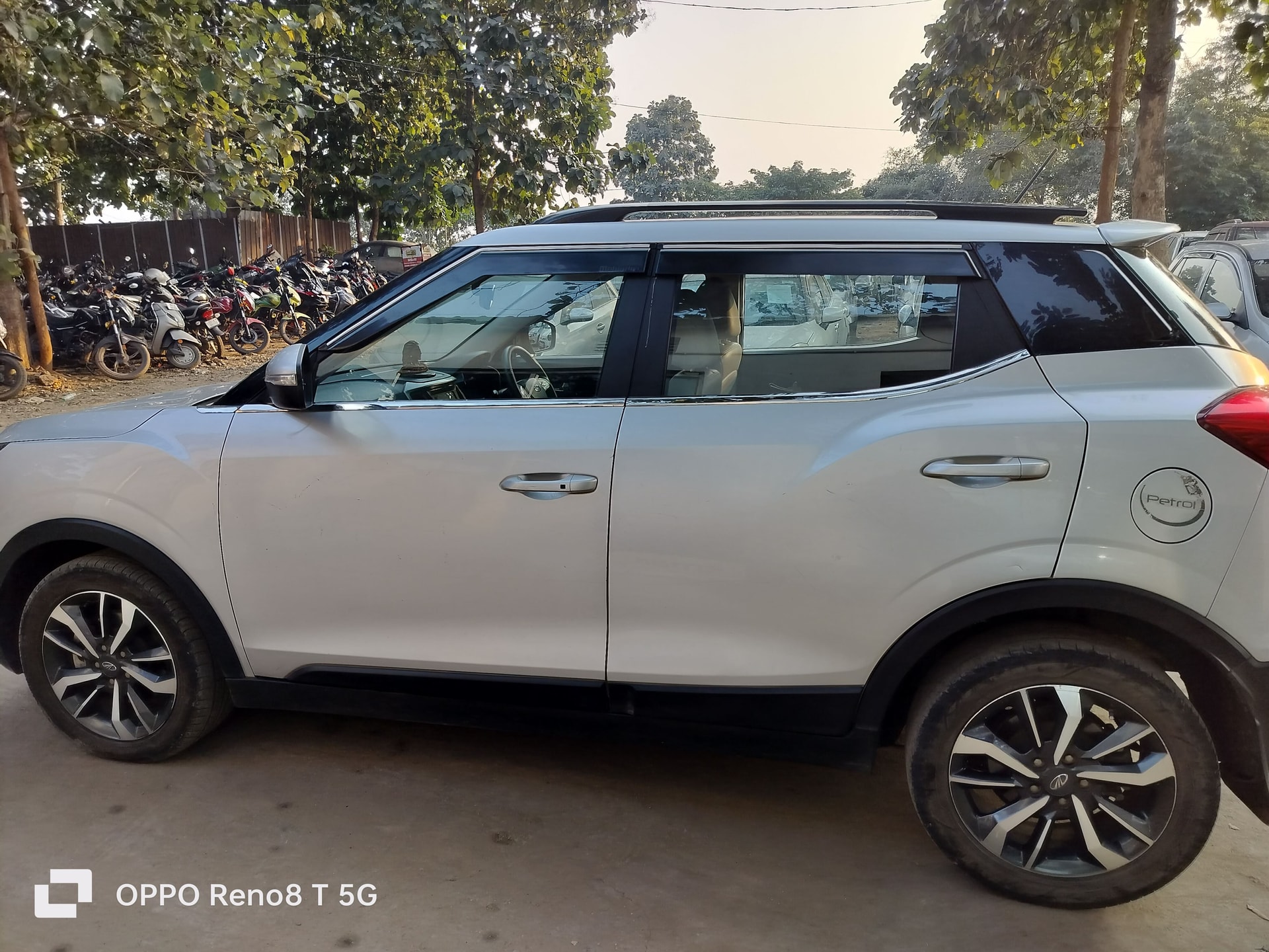 XUV300 image 2 XUV300 image 2