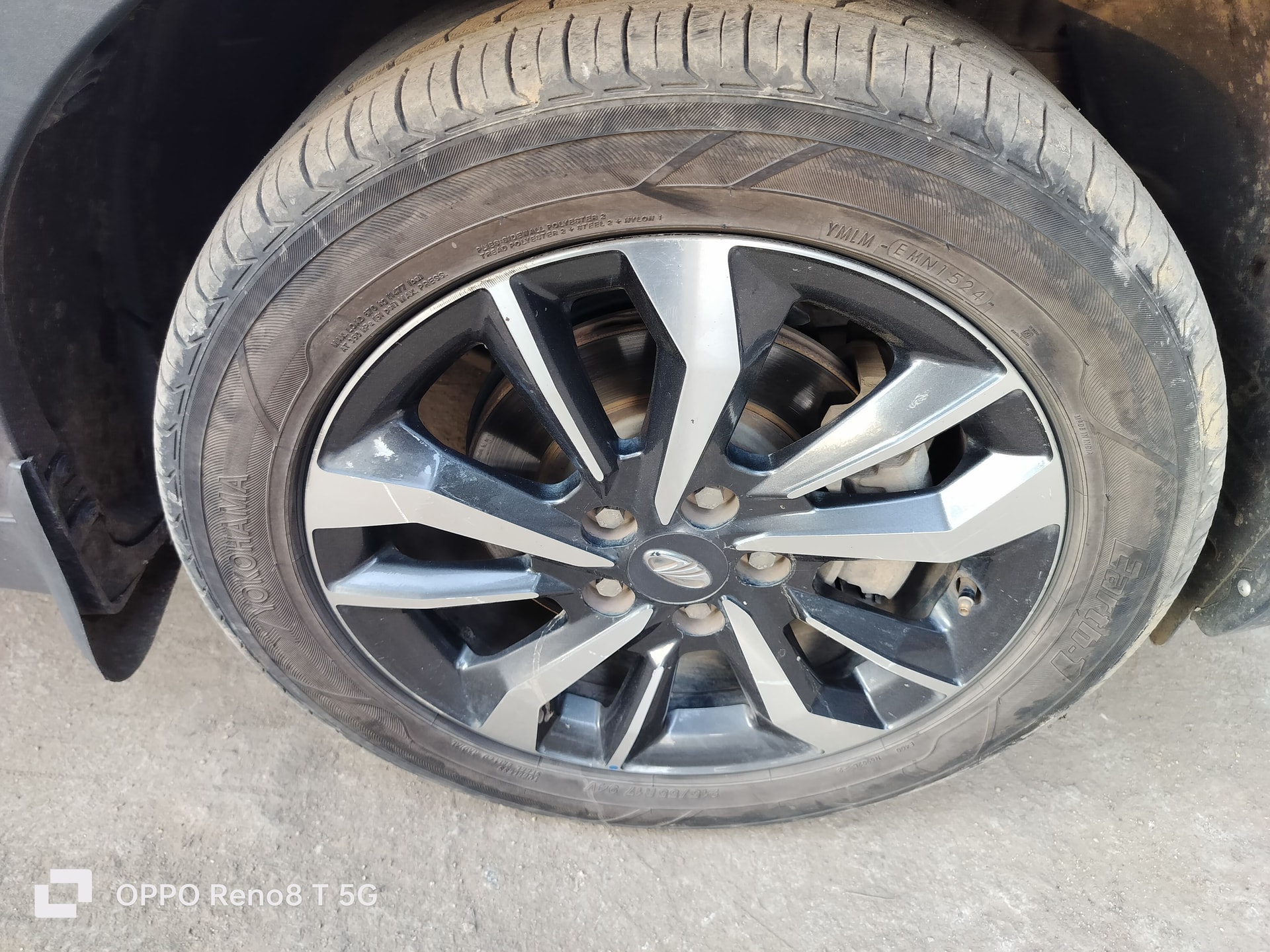 XUV300 image 9 XUV300 image 9