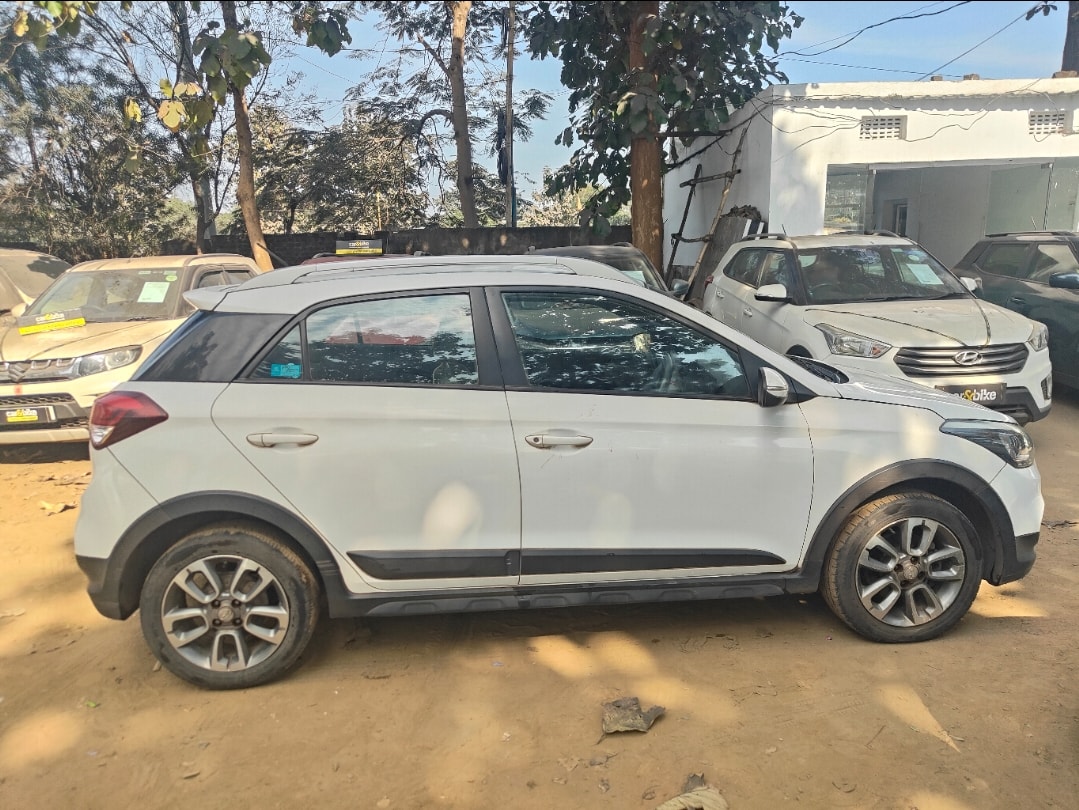 Used 2017 Hyundai i20 Active Used 2017 Hyundai i20 Active