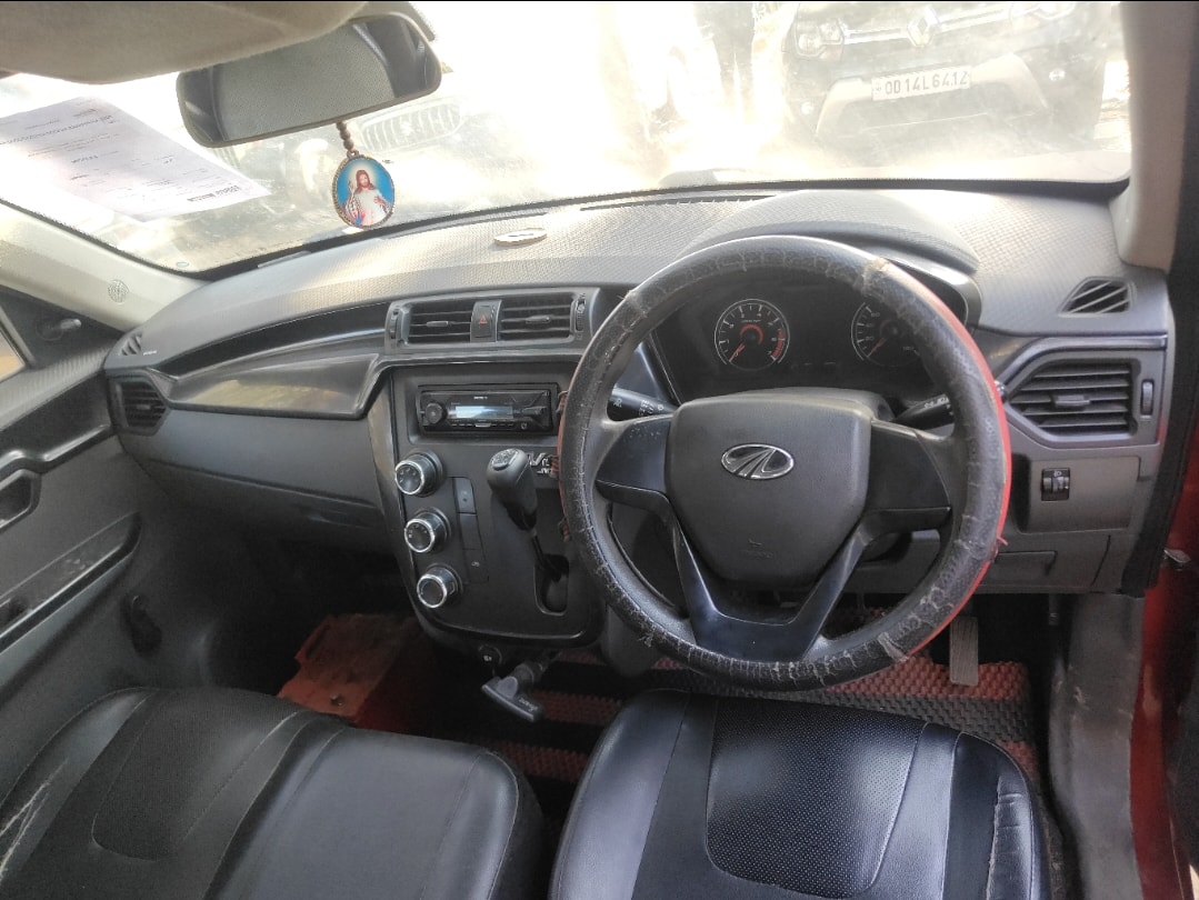 Used 2018 Mahindra KUV100 Used 2018 Mahindra KUV100