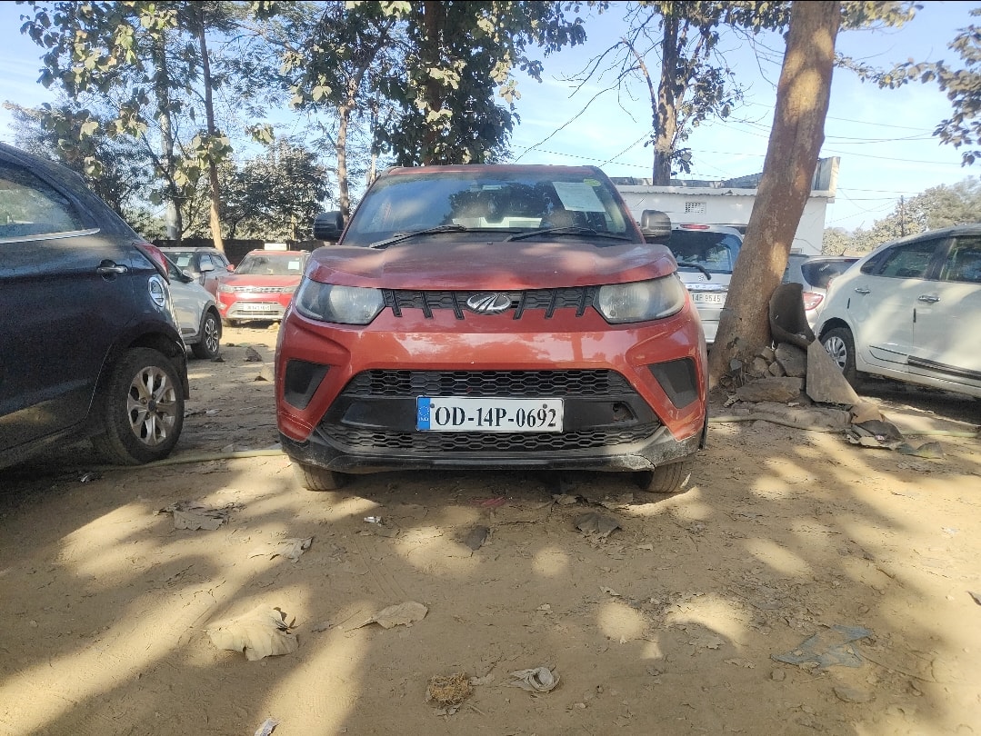Used 2018 Mahindra KUV100 Used 2018 Mahindra KUV100