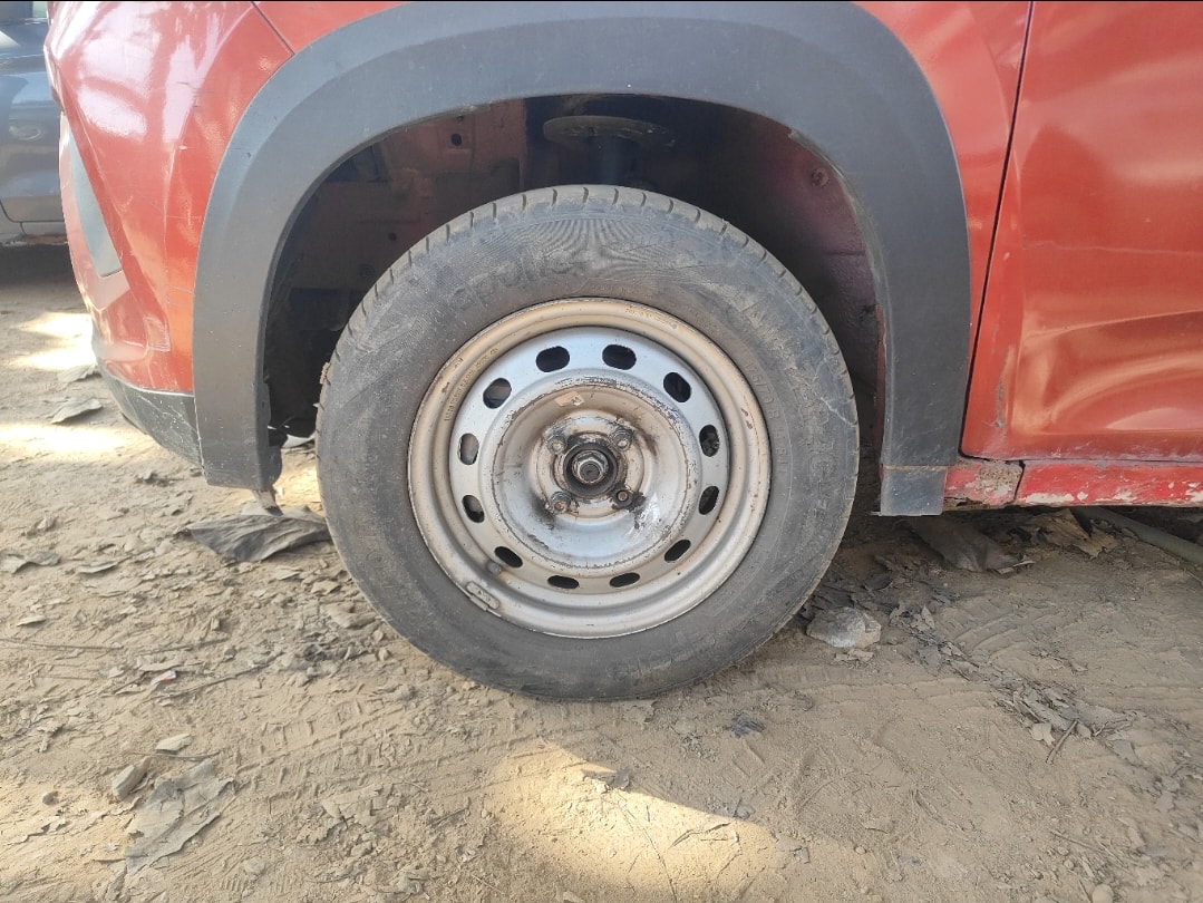 Used 2018 Mahindra KUV100 Used 2018 Mahindra KUV100