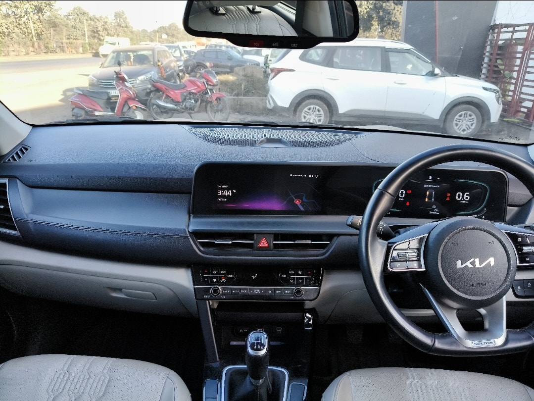 Seltos image 12 Seltos image 12