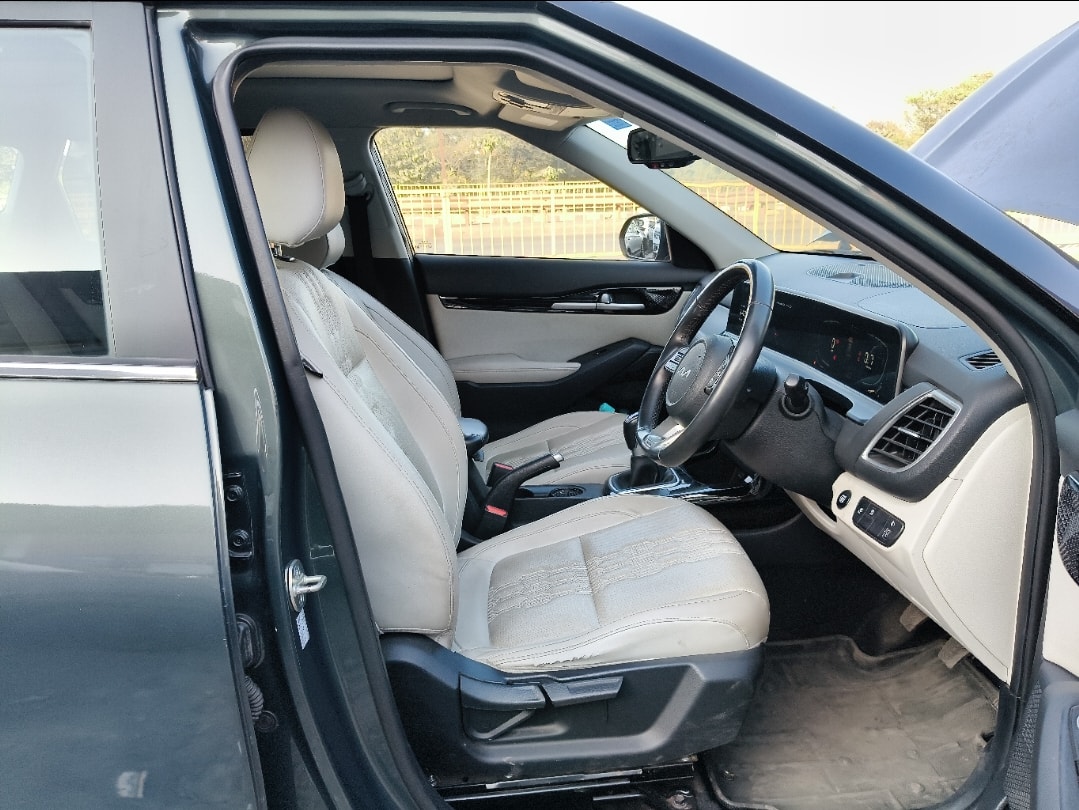 Seltos image 14 Seltos image 14