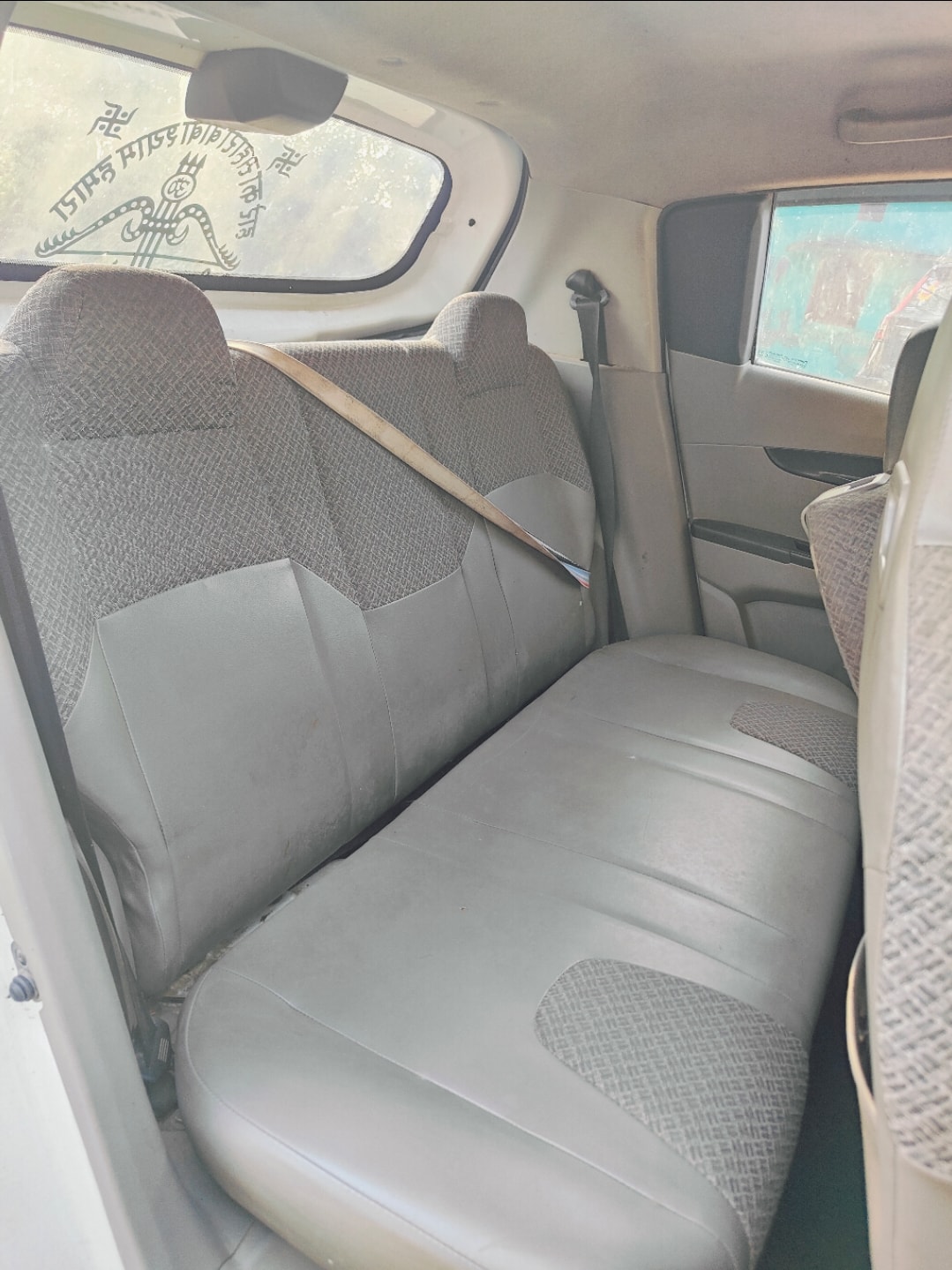 Used 2017 Mahindra KUV100 Used 2017 Mahindra KUV100