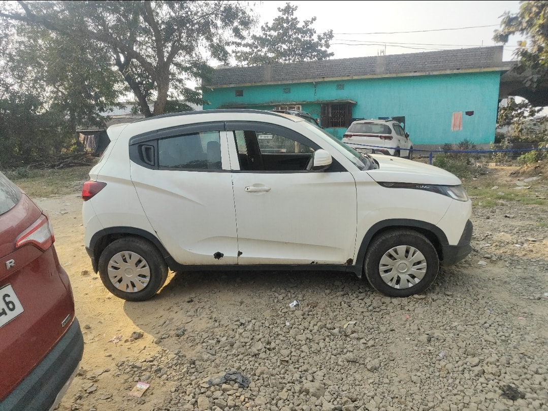 Used 2017 Mahindra KUV100 Used 2017 Mahindra KUV100