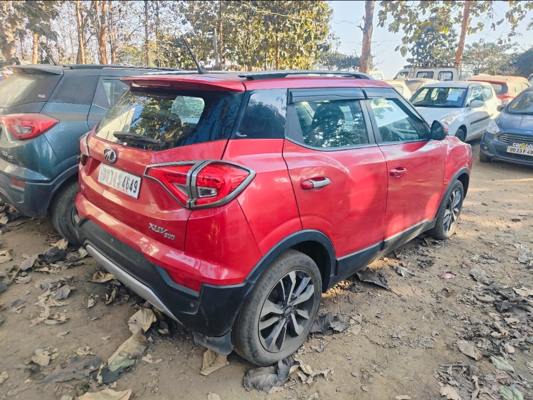 XUV300 image 3 XUV300 image 3