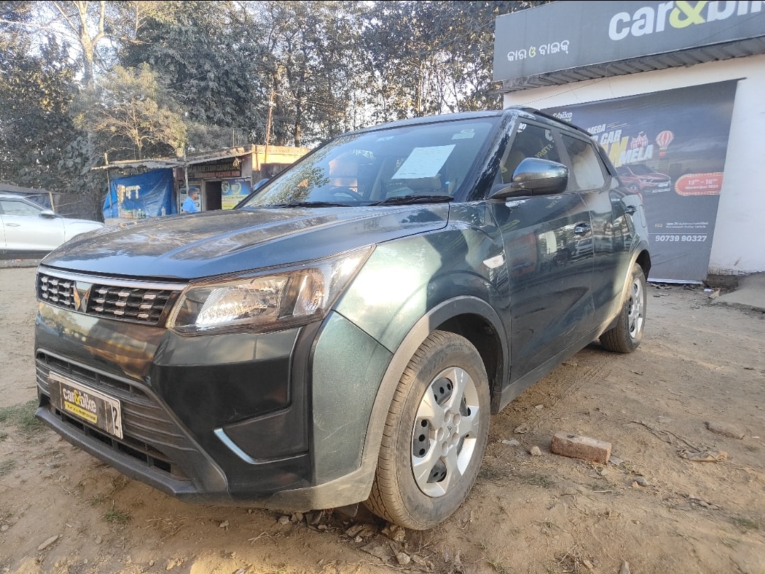Used 2023 Mahindra XUV300 Used 2023 Mahindra XUV300