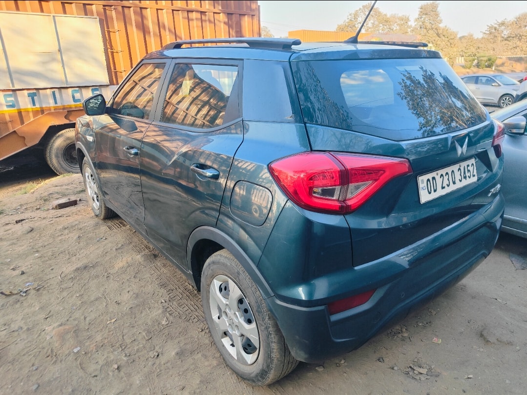 Used 2023 Mahindra XUV300 Used 2023 Mahindra XUV300