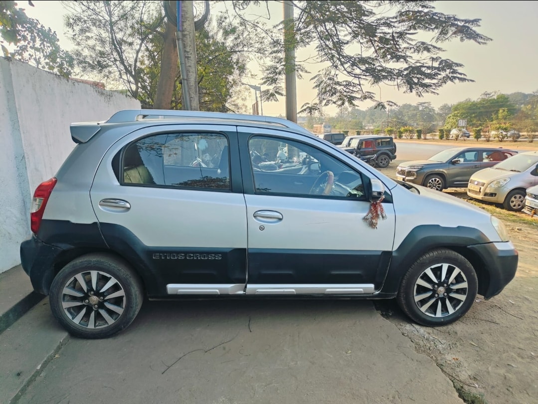 Etios image 3 Etios image 3