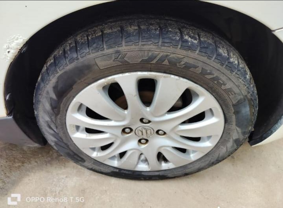 Baleno image 8 Baleno image 8