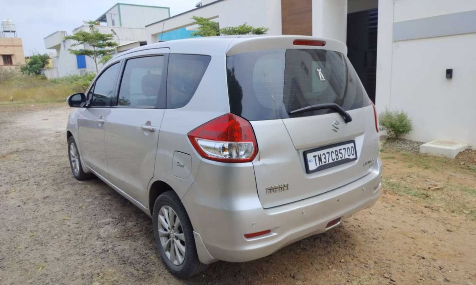 Ertiga image 2 Ertiga image 2