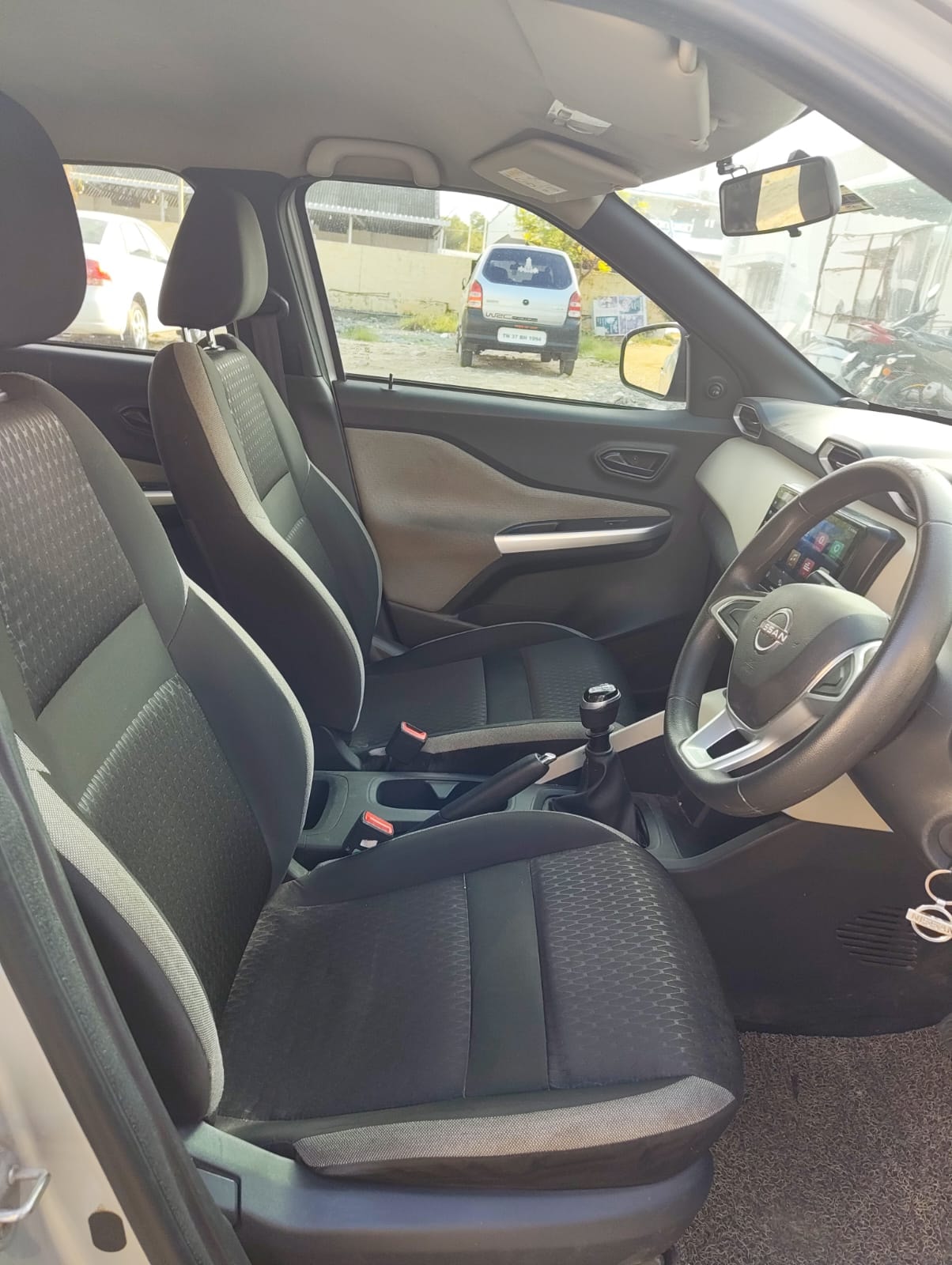 Used 2022 Nissan Magnite Used 2022 Nissan Magnite