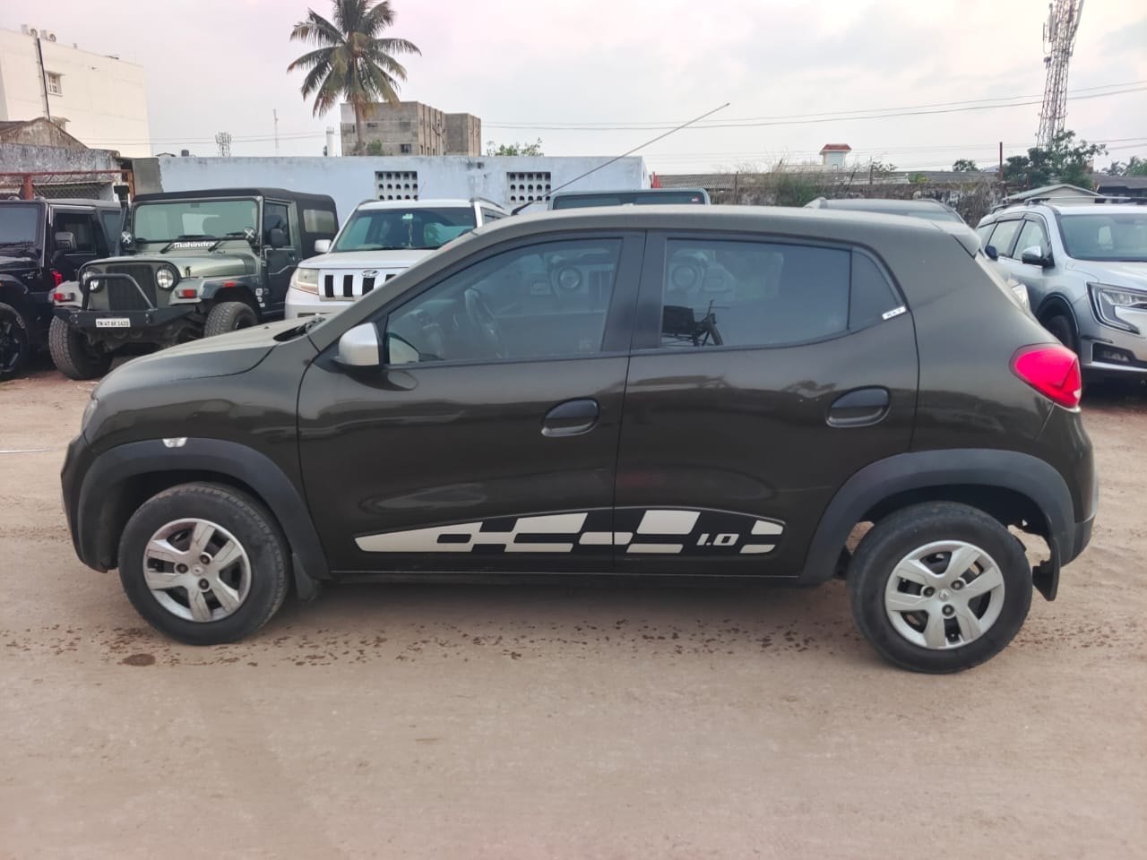 Kwid image 2 Kwid image 2