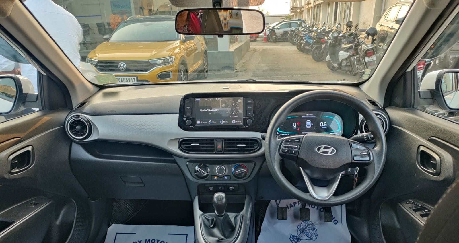 Exter image 12 Exter image 12