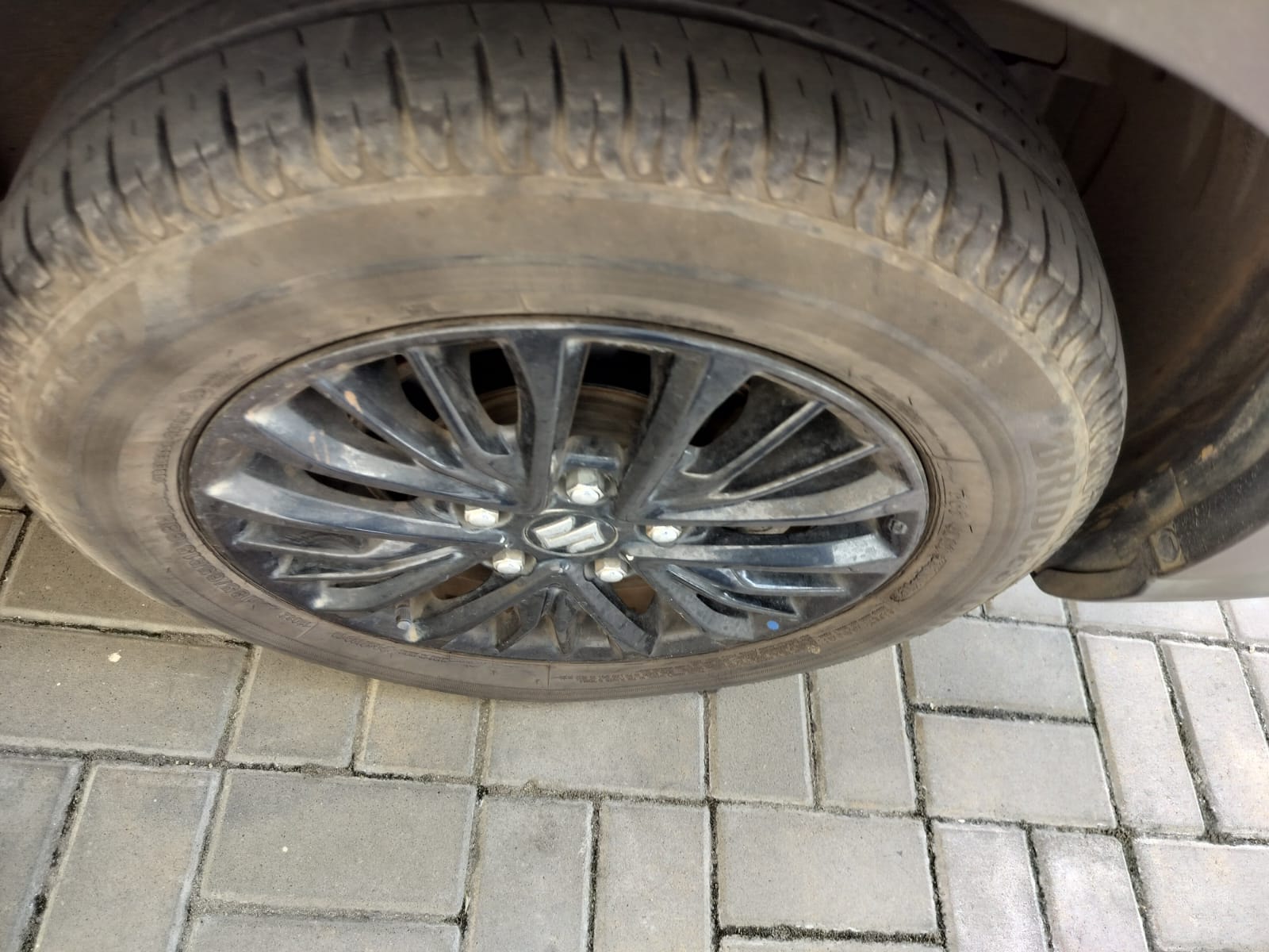 XL6 image 9 XL6 image 9