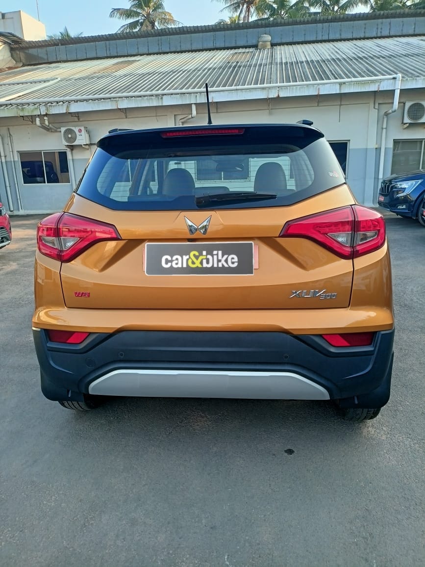 Used 2023 Mahindra XUV300 Used 2023 Mahindra XUV300