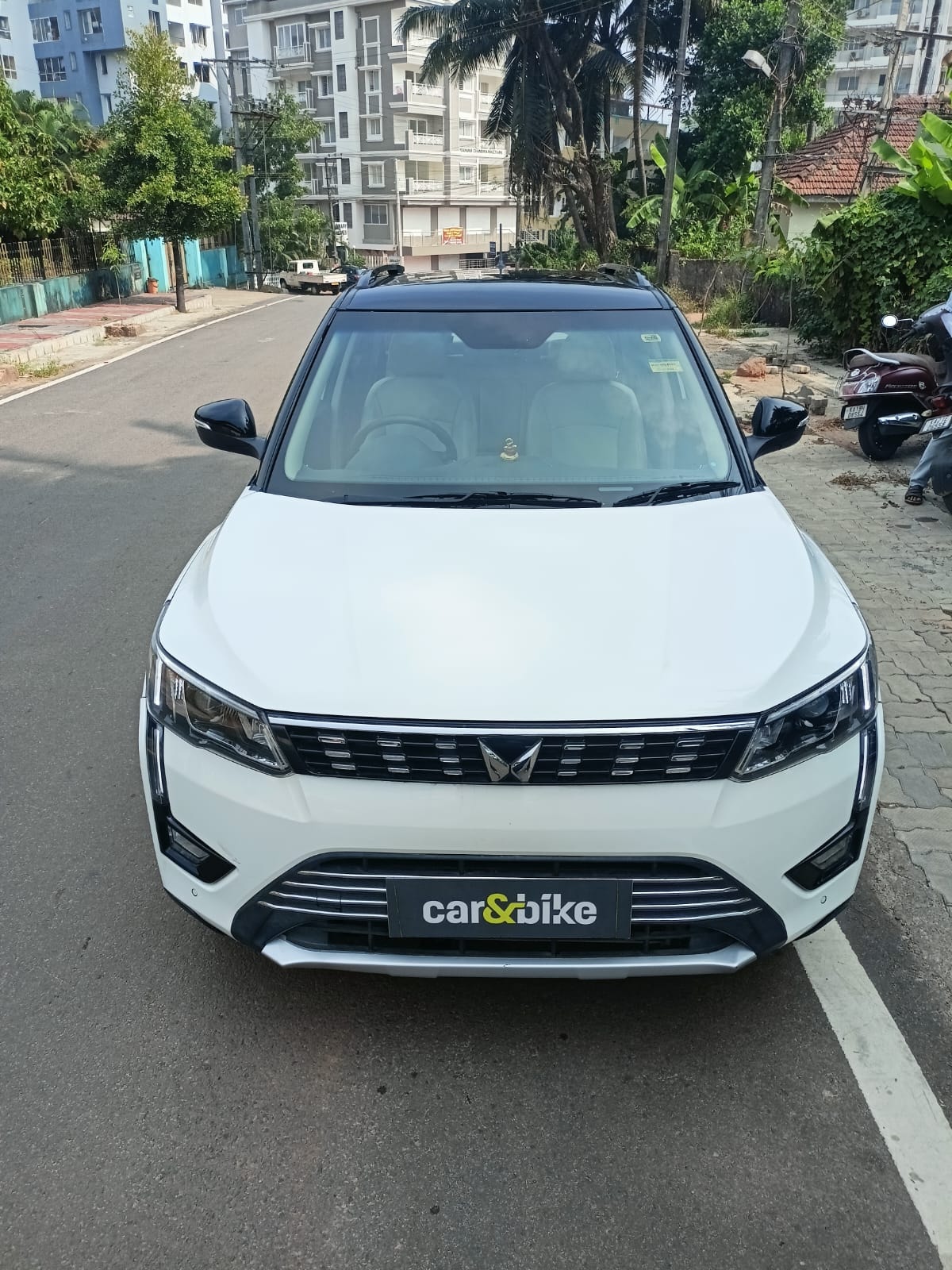 Used 2024 Mahindra XUV300 Used 2024 Mahindra XUV300