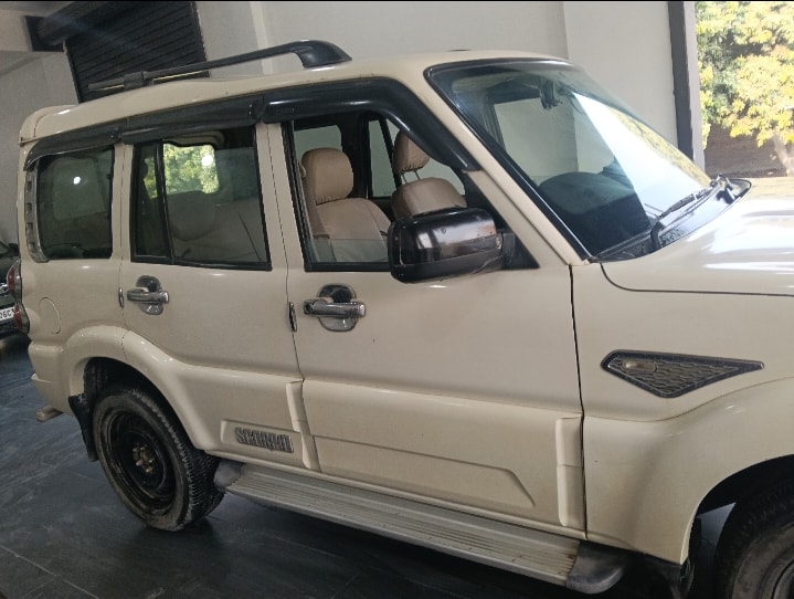 Scorpio image 6 Scorpio image 6