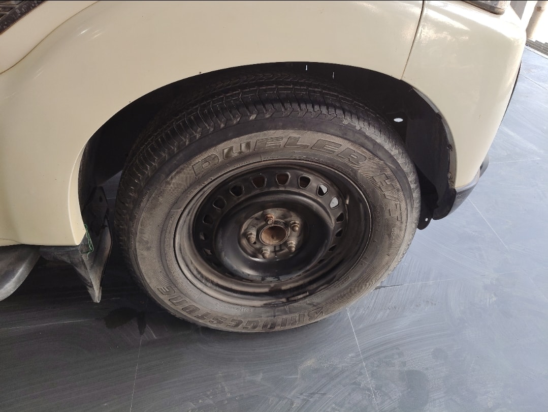 Scorpio image 8 Scorpio image 8