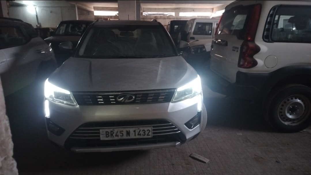 Used 2022 Mahindra XUV300 Used 2022 Mahindra XUV300