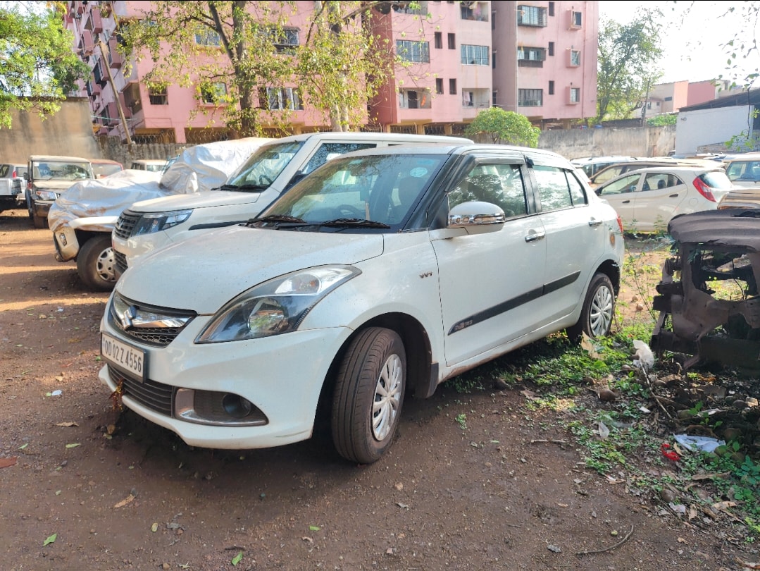 Swift DZire image 1 Swift DZire image 1