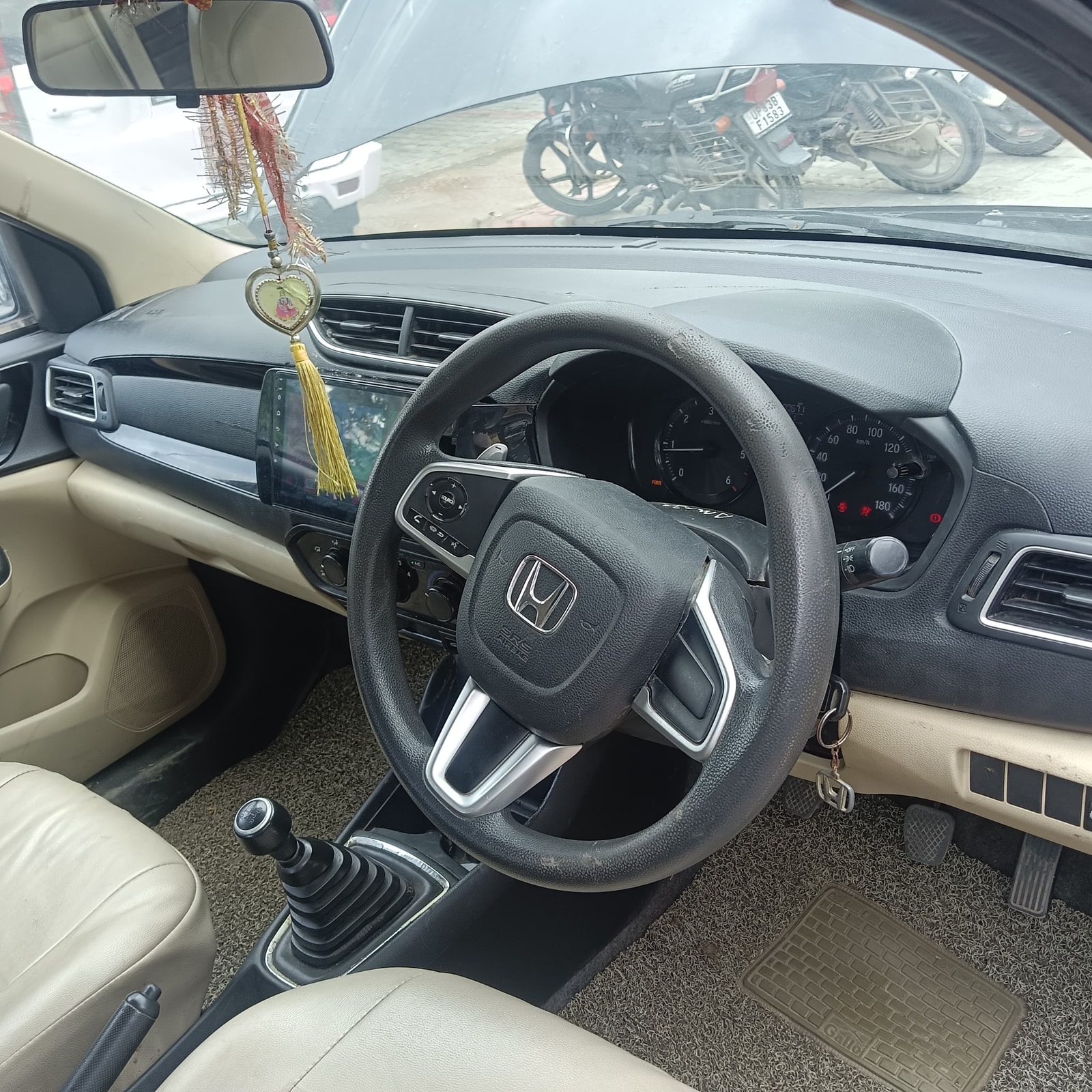 Used 2021 Honda Amaze Used 2021 Honda Amaze