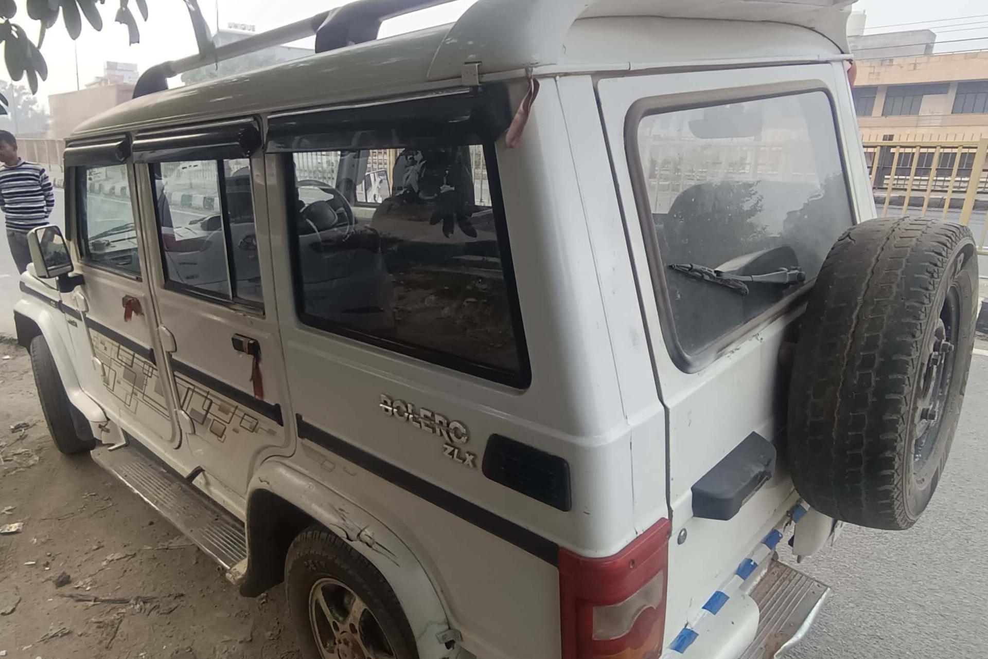 2013 महिंद्रा बोलेरो ZLX BS3 2013 महिंद्रा बोलेरो ZLX BS3