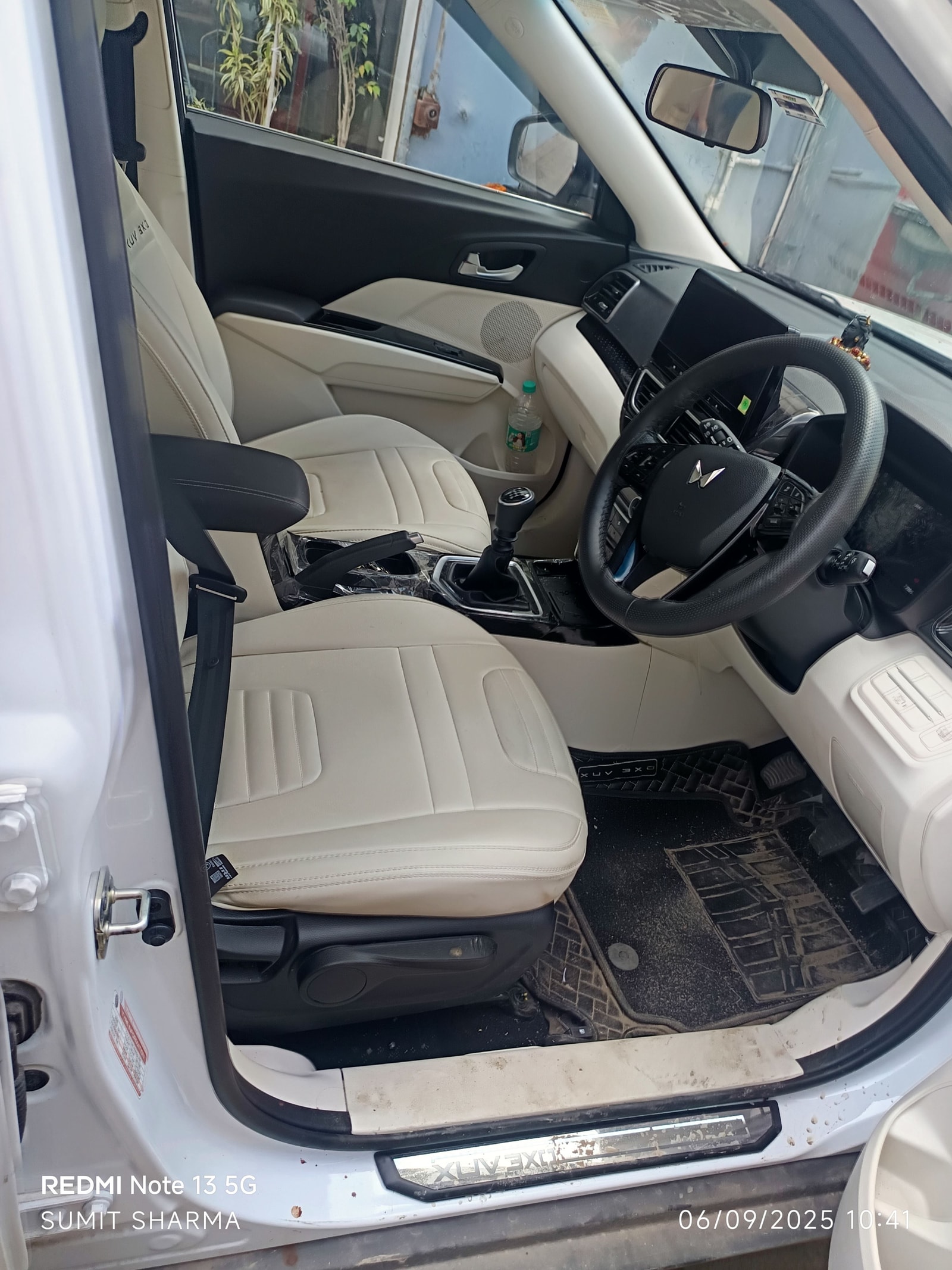 Used 2024 Mahindra XUV 3XO Used 2024 Mahindra XUV 3XO