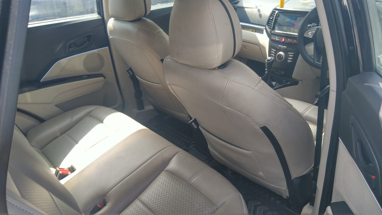 Used 2023 Mahindra XUV300 Used 2023 Mahindra XUV300