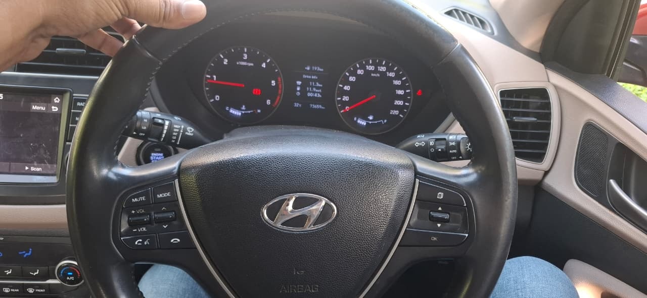 Elite i20 image 8 Elite i20 image 8