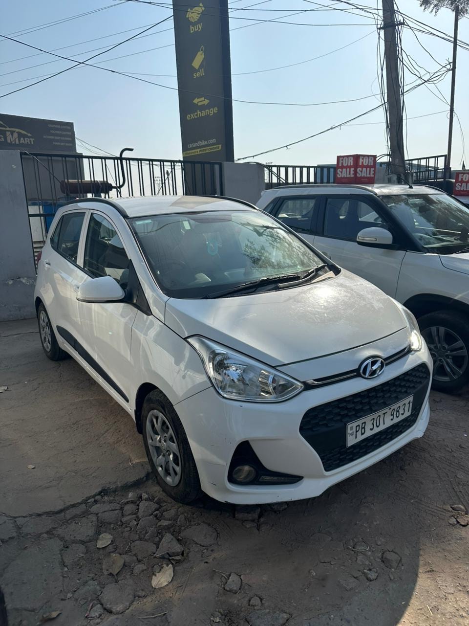 Used 2017 Hyundai Grand i10 Used 2017 Hyundai Grand i10