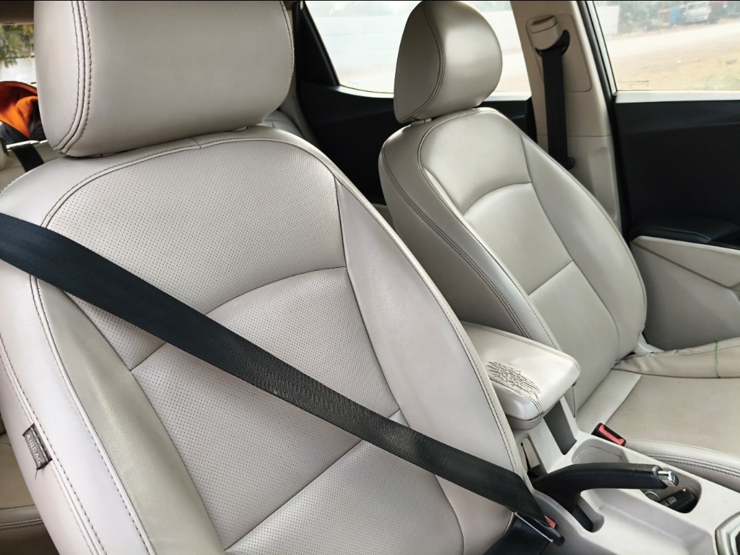 XUV300 image 14 XUV300 image 14