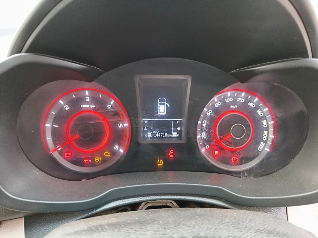 XUV300 image 11 XUV300 image 11