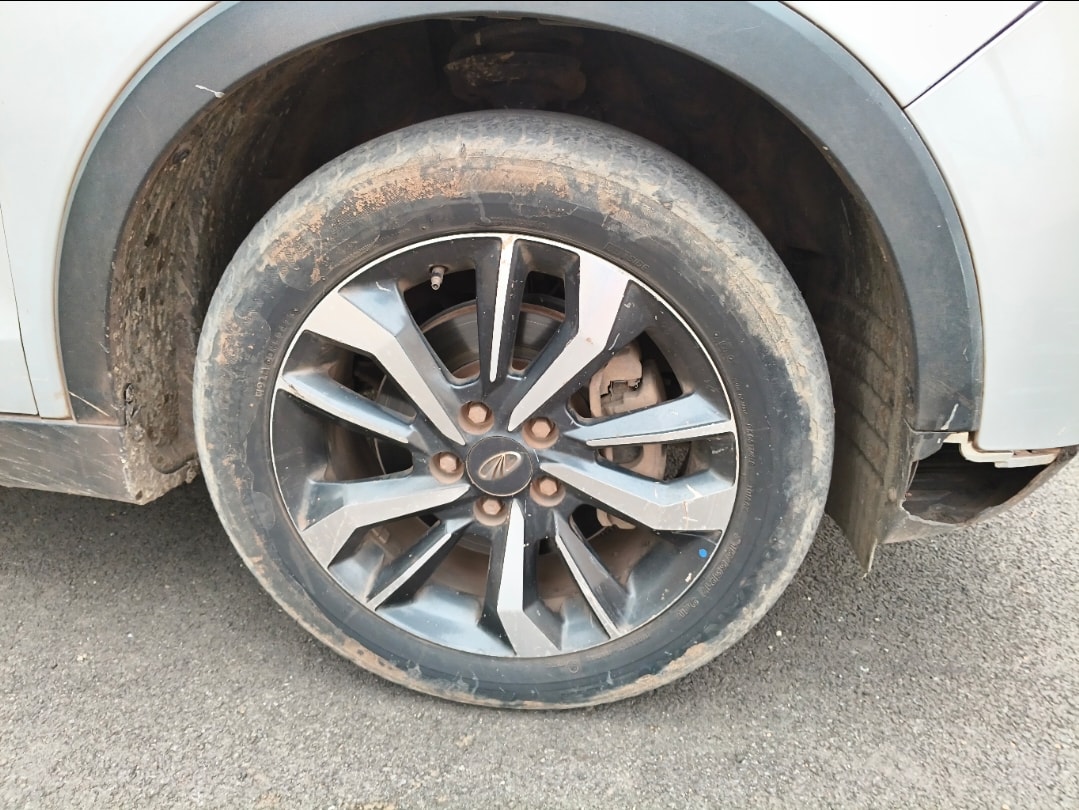 XUV300 image 9 XUV300 image 9