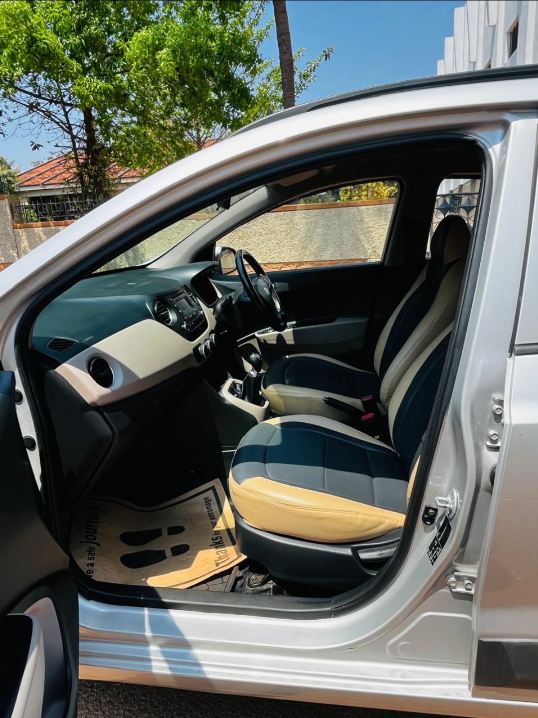 Used 2015 Hyundai Grand i10 Used 2015 Hyundai Grand i10