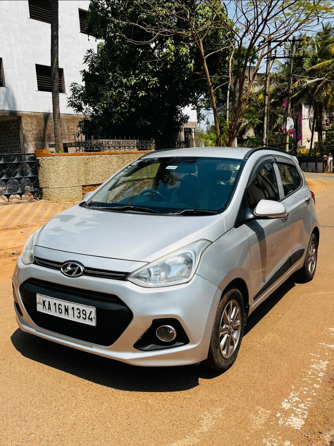 Used 2015 Hyundai Grand i10 Used 2015 Hyundai Grand i10