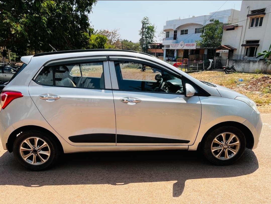 Used 2015 Hyundai Grand i10 Used 2015 Hyundai Grand i10