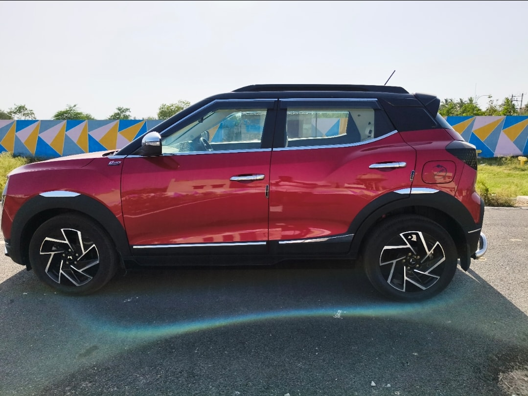 XUV 3XO image 2 XUV 3XO image 2