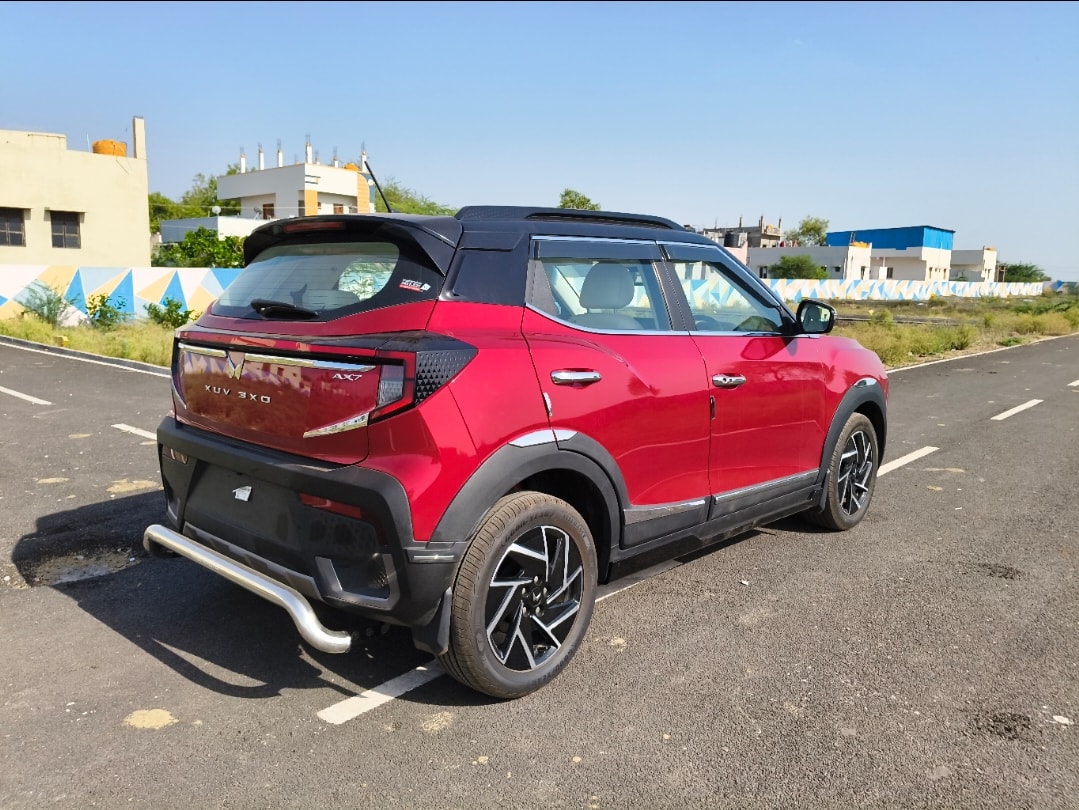 XUV 3XO image 5 XUV 3XO image 5