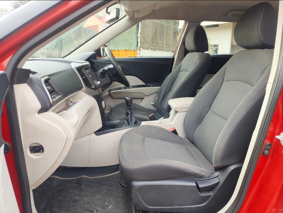 Used 2019 Mahindra XUV300 Used 2019 Mahindra XUV300