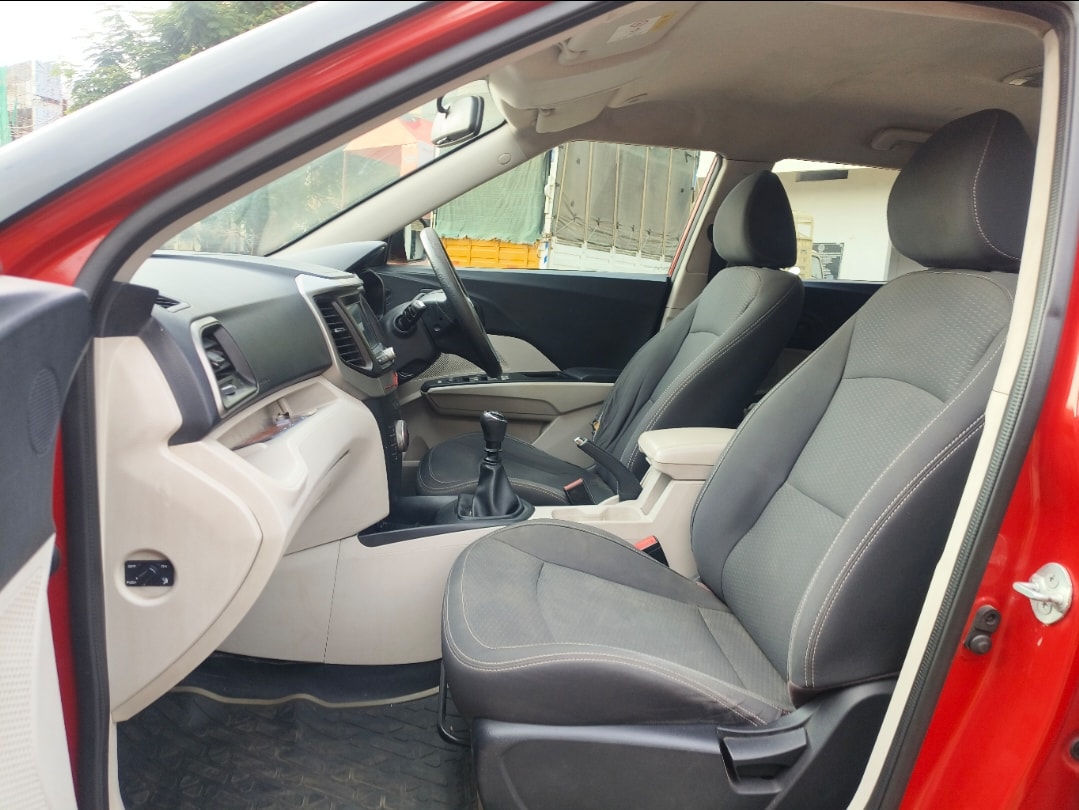 Used 2019 Mahindra XUV300 Used 2019 Mahindra XUV300