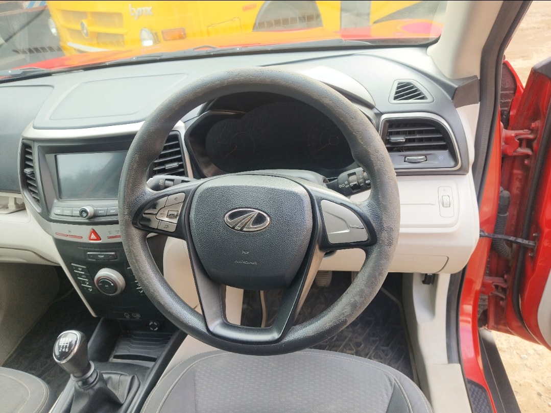 Used 2019 Mahindra XUV300 Used 2019 Mahindra XUV300
